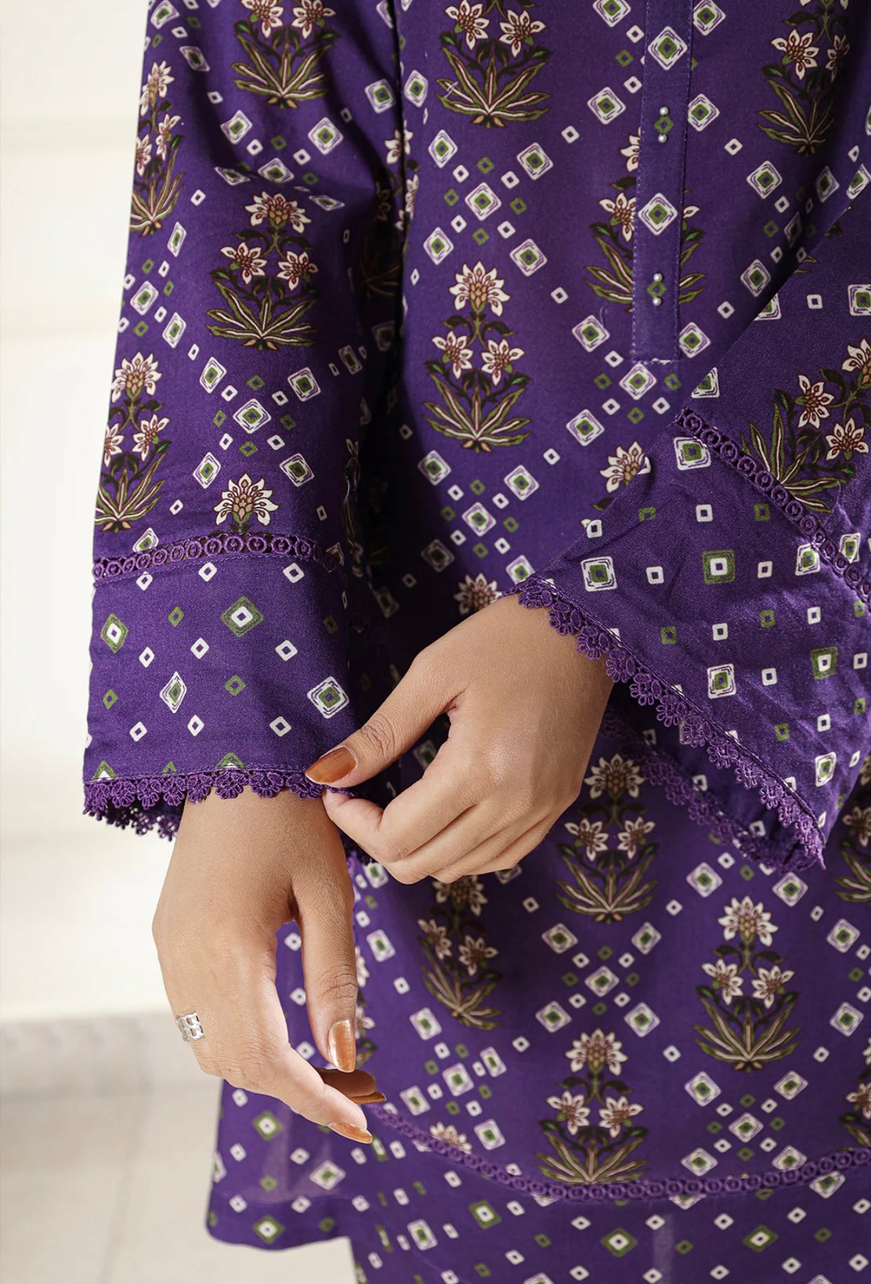 saya (2 piece printed stitched set)