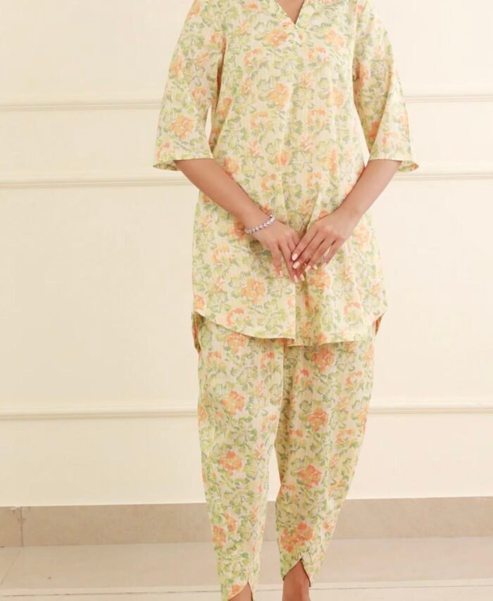 Saya 2 piece stitched printed floral set